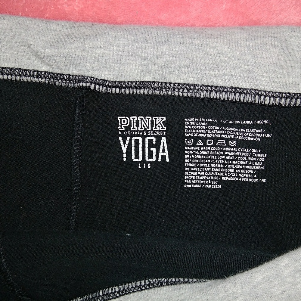 Pink VS yoga leggings - Picture 4 of 5